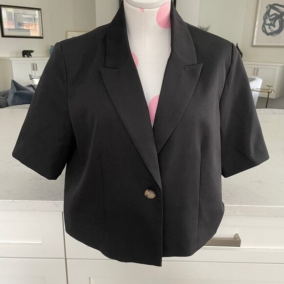 Vero Moda SS One Button Notch Collar Boxy Cut Lined Cropped Jacket Black Sz 8 - Picture 1 of 8